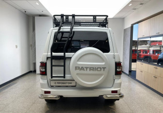 Подержанный автомобиль УАЗ Patriot 2021 года (6 фото)