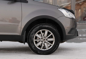 Подержанный автомобиль SsangYong Actyon 2012 года (9 фото)