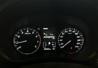 Подержанный автомобиль Mitsubishi Outlander 2014 года (12 фото)