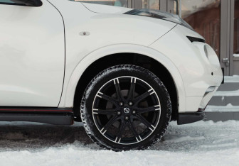 Подержанный автомобиль Nissan Juke 2014 года (9 фото)