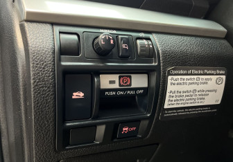 Подержанный автомобиль Subaru Legacy Wagon 2010 года (14 фото)