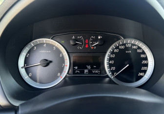 Подержанный автомобиль Nissan Sentra Sedan 2014 года (15 фото)