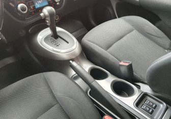 Подержанный автомобиль Nissan Juke 2012 года (11 фото)