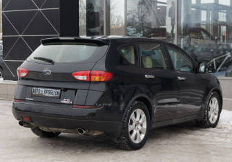 Подержанный автомобиль Subaru Tribeca 2007 года (5 фото)