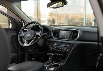 Подержанный автомобиль Kia Sportage 2019 года (10 фото)