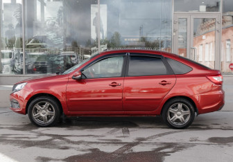 Подержанный автомобиль LADA (ВАЗ) Granta Hatchback 2022 года (8 фото)