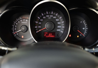 Подержанный автомобиль Kia Rio Sedan 2013 года (12 фото)