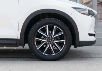 Подержанный автомобиль Mazda CX-5 2017 года (9 фото)