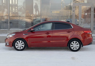 Подержанный автомобиль Kia Rio Sedan 2017 года (8 фото)