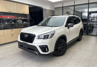 Подержанный автомобиль Subaru Forester Suv 2021 года (1 фото)