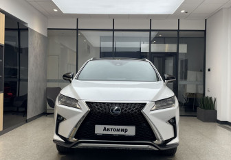 Подержанный автомобиль Lexus RX 2017 года (2 фото)