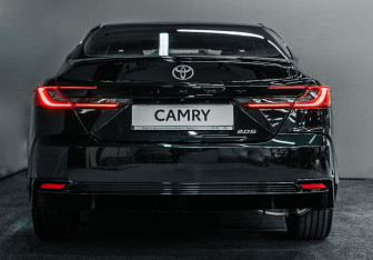 Новый Toyota Camry Sedan 2025 (7 фото)