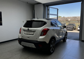 Подержанный автомобиль Opel Mokka 2014 года (4 фото)