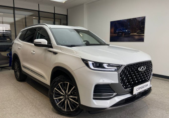 Подержанный автомобиль Chery Tiggo 8 Pro Max 2022 года (4 фото)