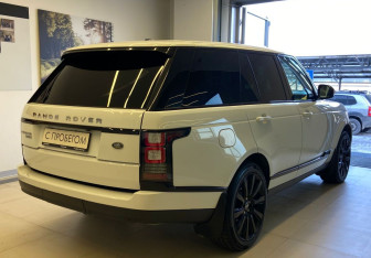 Подержанный автомобиль Land Rover Range Rover 2014 года (5 фото)