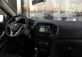 Подержанный автомобиль LADA (ВАЗ) XRAY 2020 года (10 фото)