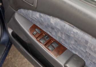 Подержанный автомобиль Toyota Carina Sedan 1999 года (15 фото)