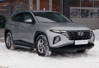Подержанный автомобиль Hyundai Tucson 2021 года (3 фото)