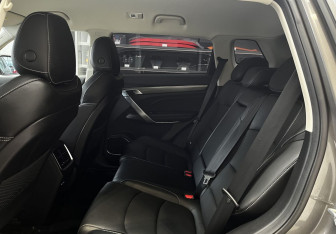 Подержанный автомобиль Geely Atlas Pro 2023 года (13 фото)