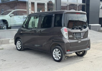 Подержанный автомобиль Nissan Dayz Roox 2019 года (6 фото)