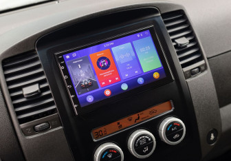 Подержанный автомобиль Nissan Pathfinder 2011 года (12 фото)