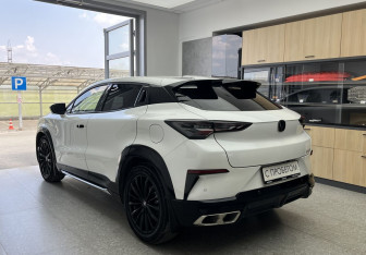 Подержанный автомобиль Changan UNI-T 2023 года (6 фото)