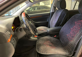 Подержанный автомобиль Toyota Avensis Sedan 2007 года (9 фото)