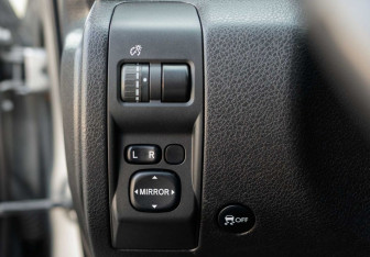 Подержанный автомобиль Subaru Forester Suv 2008 года (17 фото)