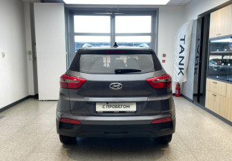 Подержанный автомобиль Hyundai Creta 2021 года (6 фото)