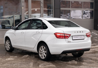 Подержанный автомобиль LADA (ВАЗ) Vesta Sedan 2022 года (7 фото)