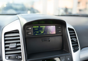 Подержанный автомобиль Chevrolet Captiva 2008 года (14 фото)