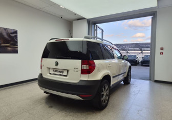 Подержанный автомобиль Skoda Yeti 2013 года (4 фото)