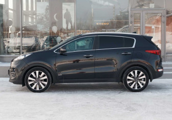Подержанный автомобиль Kia Sportage 2017 года (8 фото)