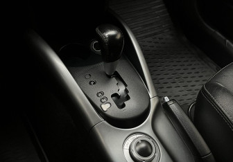 Подержанный автомобиль Mitsubishi Outlander 2012 года (11 фото)