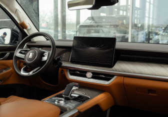 Подержанный автомобиль Tank 500 2023 года (10 фото)