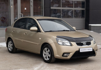 Подержанный автомобиль Kia Rio Sedan 2011 года (3 фото)