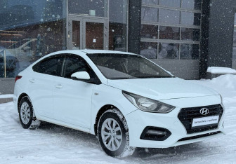 Подержанный автомобиль Hyundai Solaris Sedan 2018 года (3 фото)
