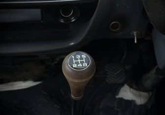 Подержанный автомобиль Nissan Vanette 2001 года (14 фото)