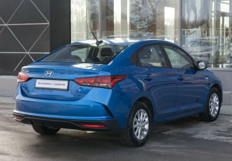 Подержанный автомобиль Hyundai Solaris Sedan 2021 года (5 фото)