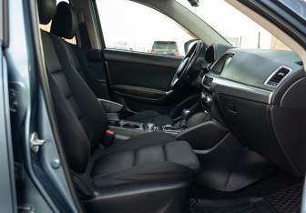 Подержанный автомобиль Mazda CX-5 2015 года (20 фото)