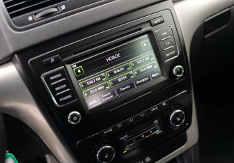 Подержанный автомобиль Skoda Yeti 2013 года (13 фото)