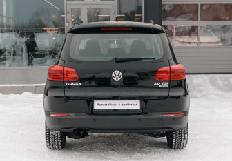 Подержанный автомобиль Volkswagen Tiguan 2012 года (6 фото)