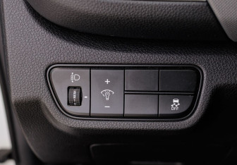 Подержанный автомобиль Kia Seltos 2022 года (20 фото)