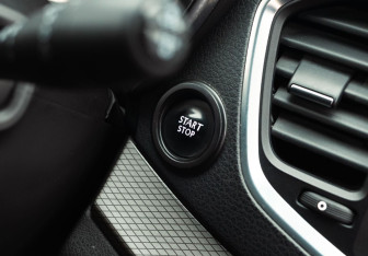 Подержанный автомобиль LADA (ВАЗ) Vesta Sedan 2023 года (16 фото)