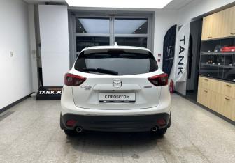 Подержанный автомобиль Mazda CX-5 2015 года (6 фото)
