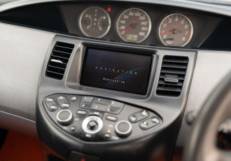 Подержанный автомобиль Nissan Primera Sedan 2001 года (13 фото)