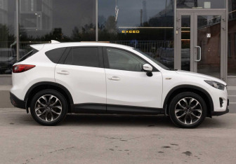 Подержанный автомобиль Mazda CX-5 2017 года (4 фото)