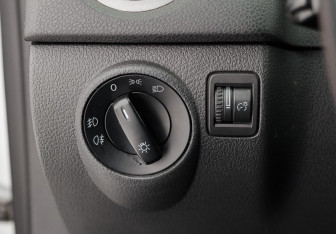 Подержанный автомобиль Volkswagen Tiguan 2009 года (16 фото)