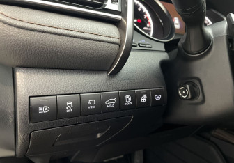 Подержанный автомобиль Toyota Camry Sedan 2019 года (15 фото)