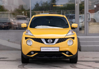 Подержанный автомобиль Nissan Juke 2017 года (2 фото)